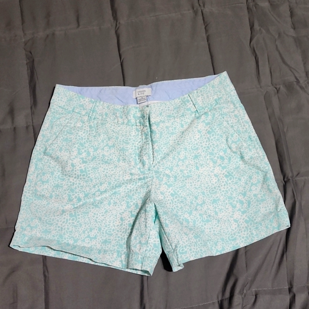 Floral Shorts Crown & Ivy
